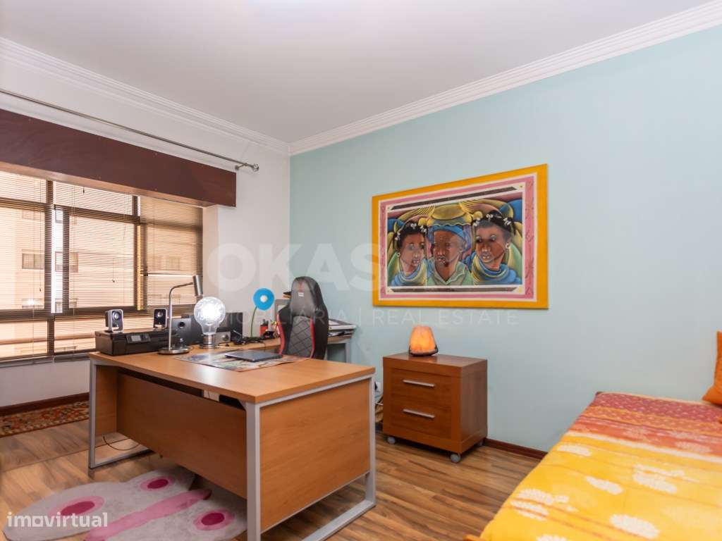 Apartamento T4 ,Bairro do Liceu , Setúbal-16