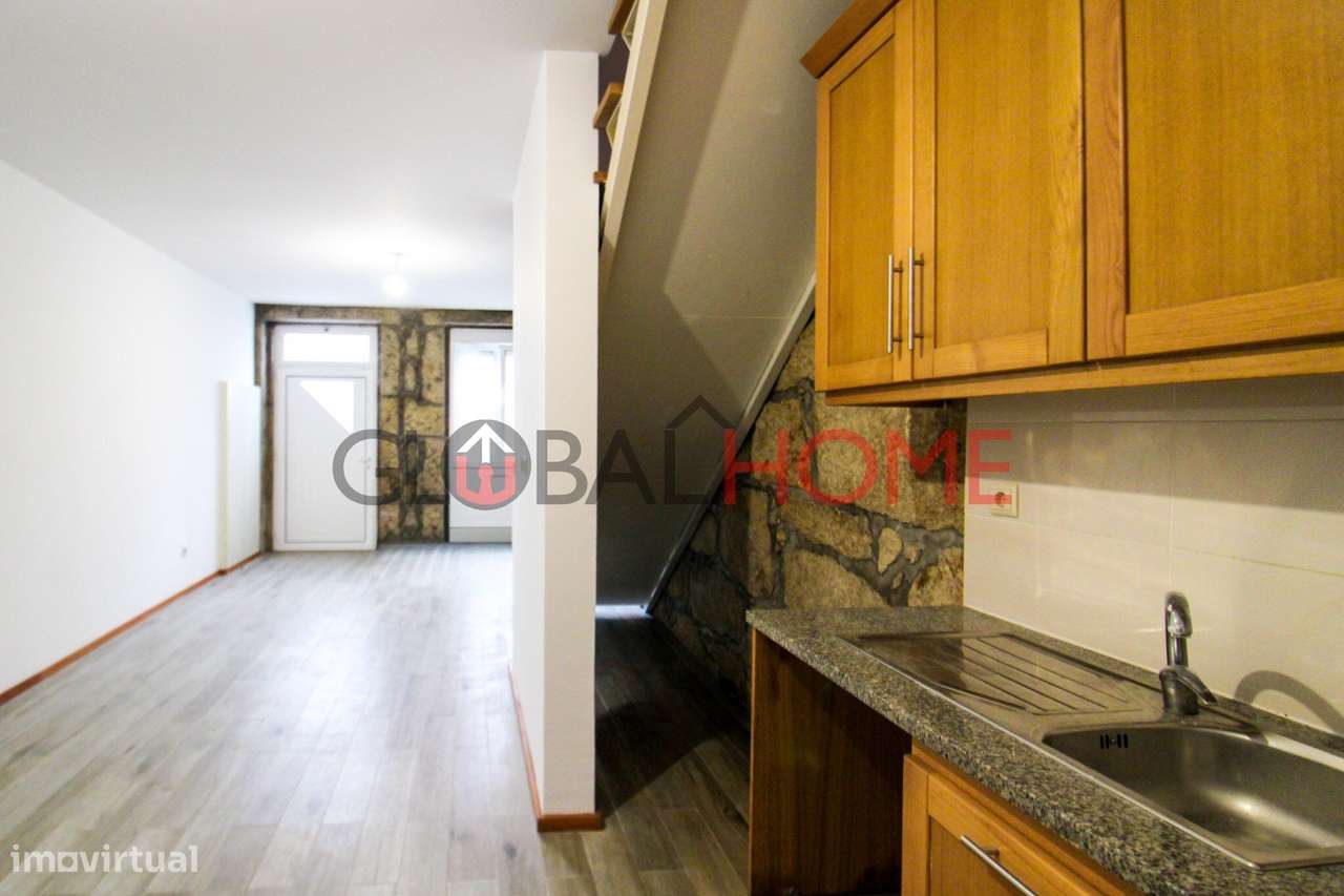 Moradia T3 Renovada em Campanhã-5