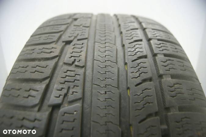 4x 235/55R17 opony zimowe Nokian WR A3 54904 - 3