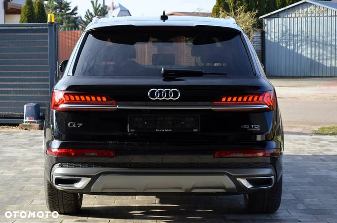 Audi Q7 45 TDI mHEV Quattro S Line Tiptr - 12