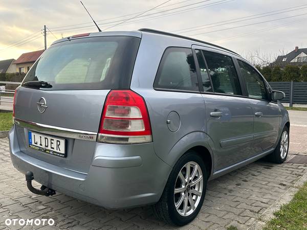 Opel Zafira - 4