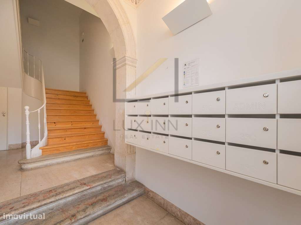 Penthouse T2 Lisboa, Condomínio com piscina - Grande imagem: 5/60