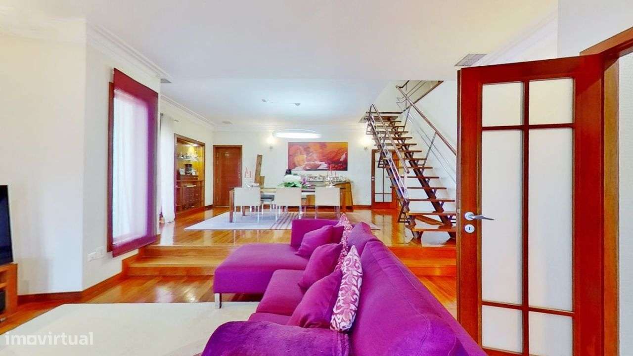 Moradia 4 Frentes | Piscina-3