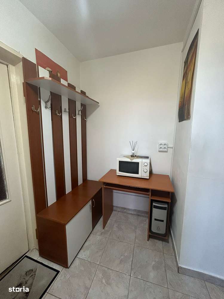 Apartament cu 2 camere in zona Garii la bulevard - Imagine principală: 3/8