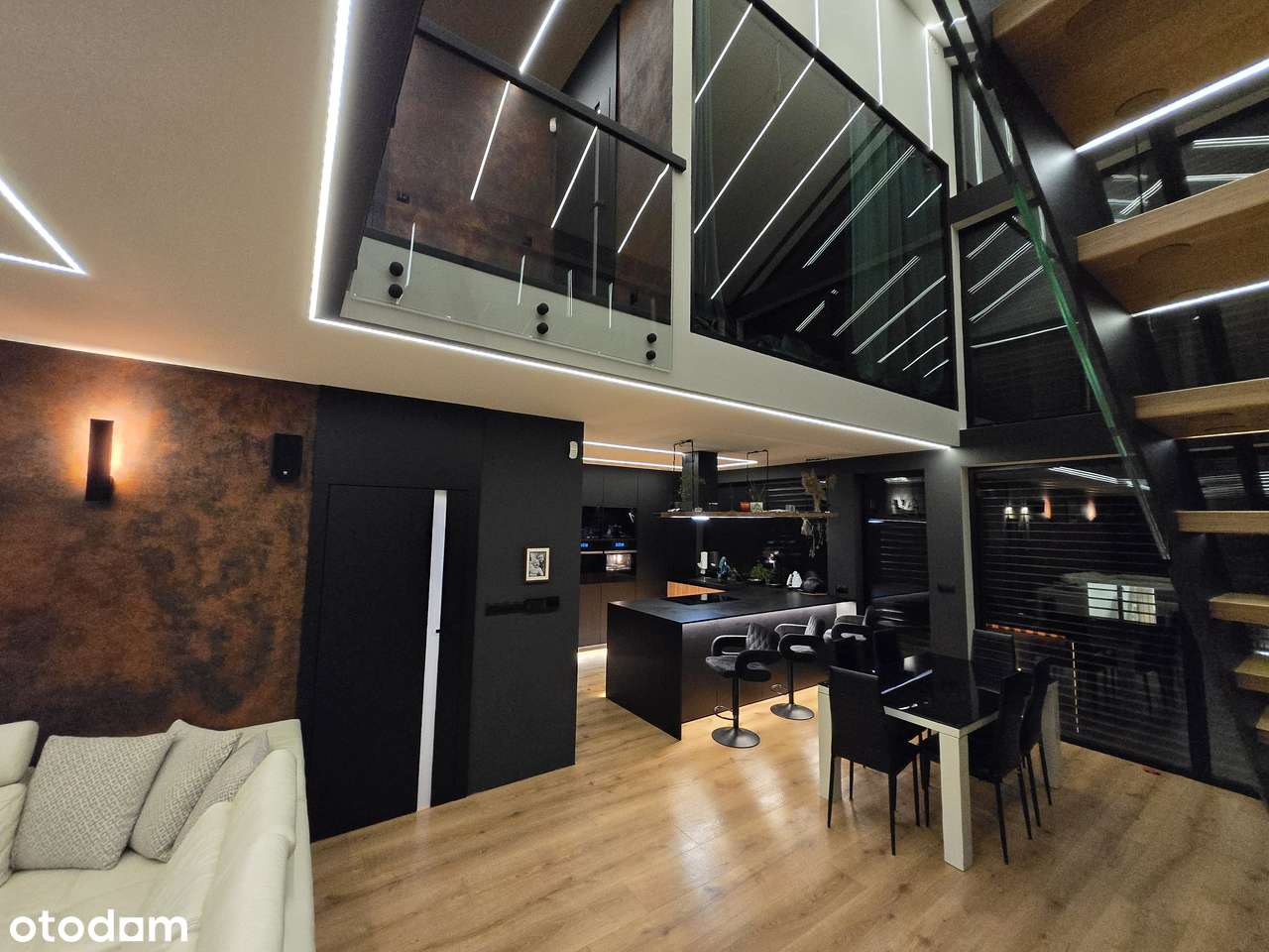 Inteligentny Dom z Basenem, Fotowoltaika,GruntPompa Ciepła,Rekuperacja - Pełny obrazek: 4/20