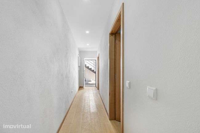 Moradia T1+1 Térrea | Guimarães - Grande imagem: 5/12