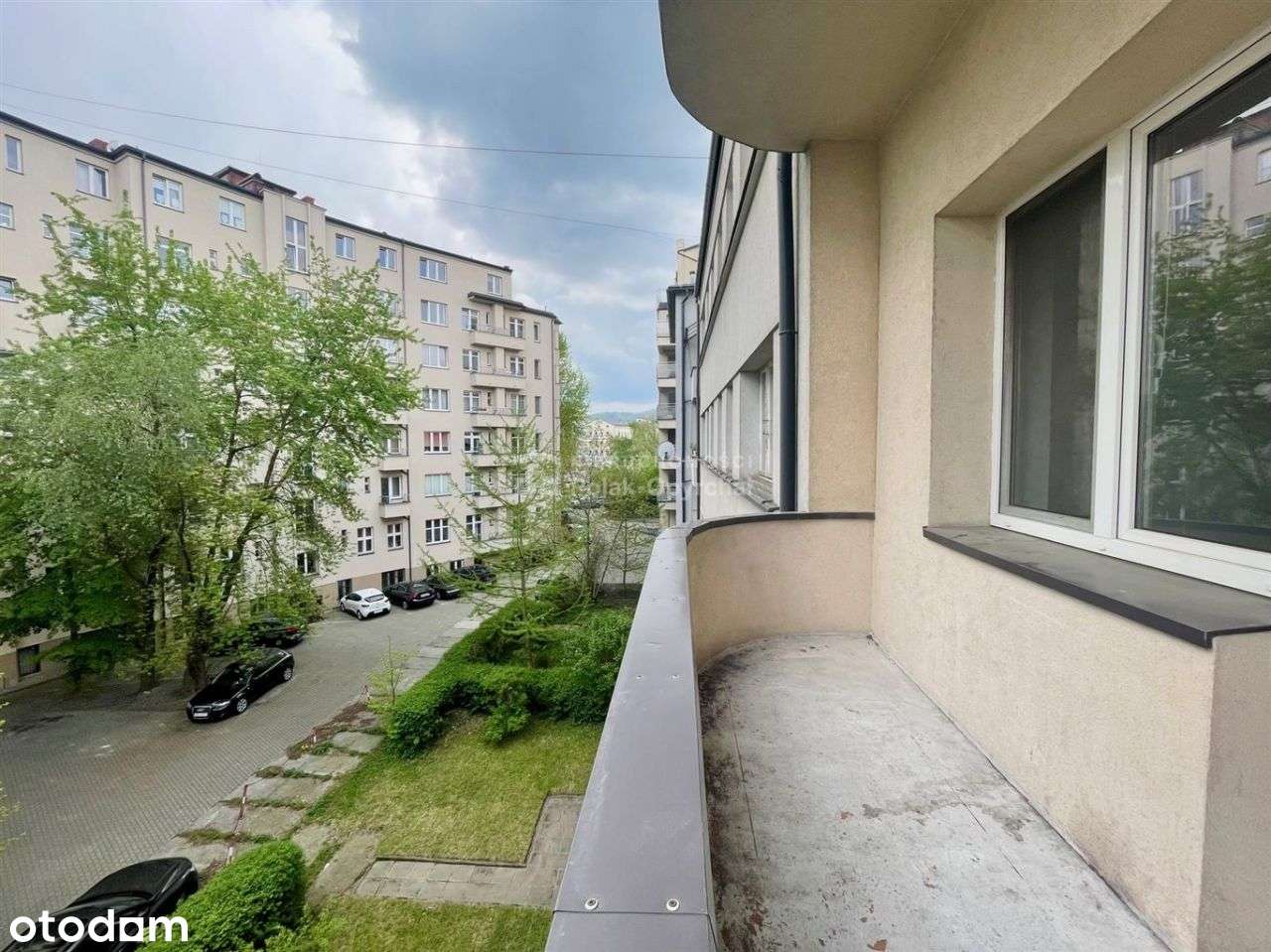 Zamieszkaj w Alejach-8