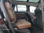 Volvo XC 90 - 9