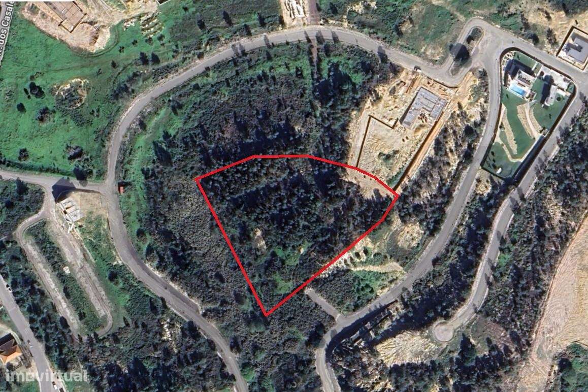 Lote de Terreno para construção de centro Desportivo e de Lazer - Grande imagem: 3/4