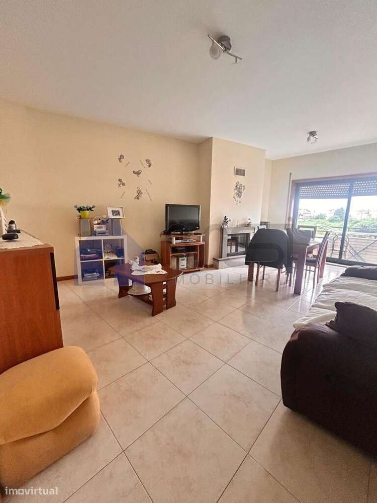 Apartamento T2+1 em Guifões | Garagem e Arrumo-10