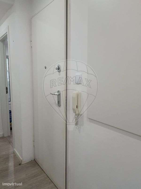 Apartamento T2 para arrendamento - Grande imagem: 5/14