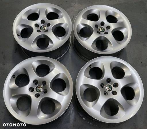 ALFA ROMEO 147 156 GT R17 5x98x58,1 ET40,5 AL5856 - 1