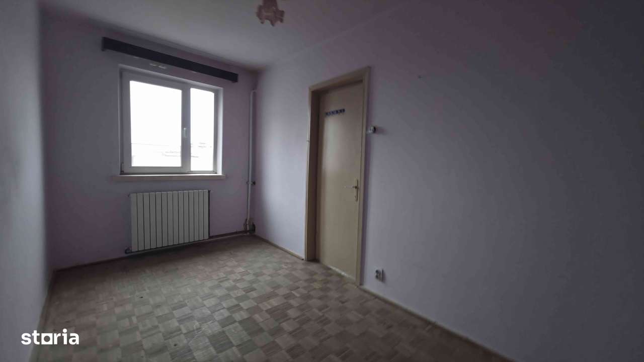 Apartament de 42mp cu parchet și tâmplărie aluminiu - Imagine principală: 5/7