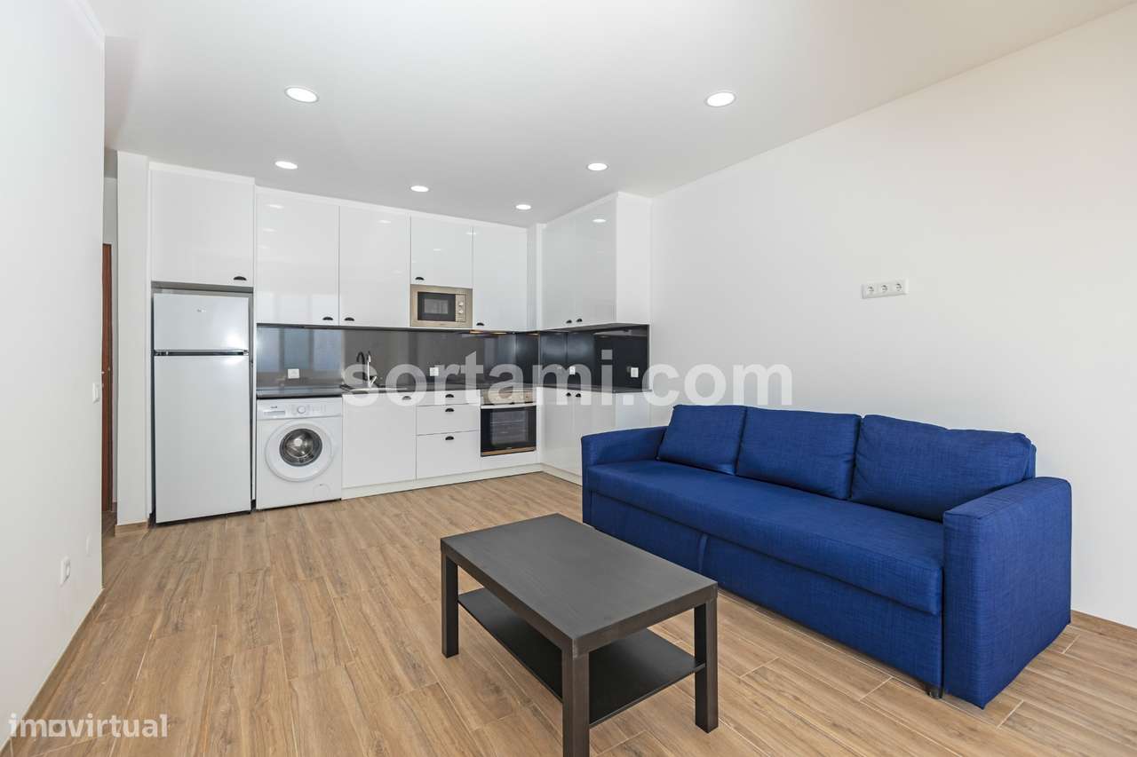 Apartamento T1 Venda em Quarteira,Loulé - Grande imagem: 2/16