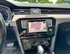 VW Passat 2.0 TDI R-Line DSG - 16