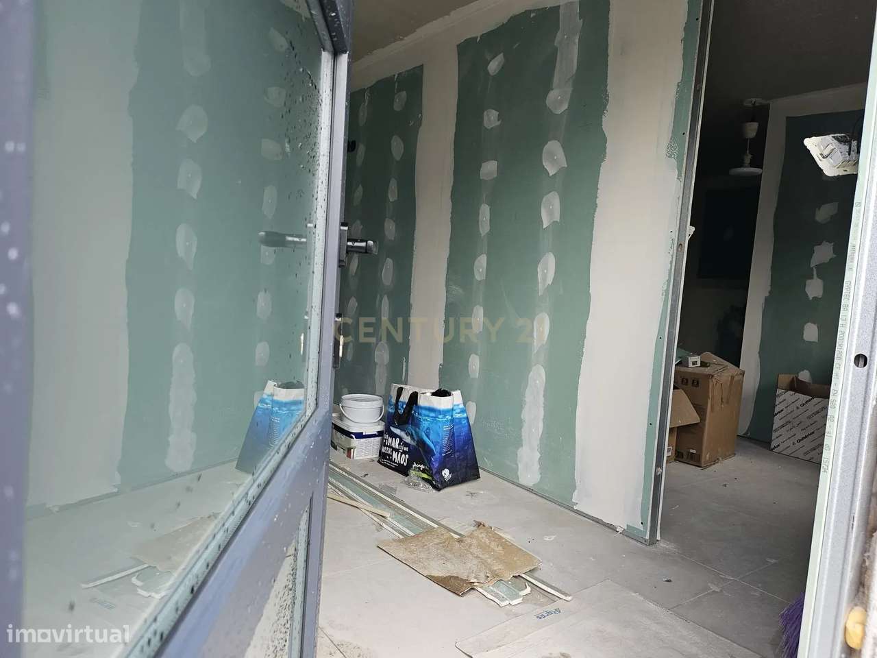 Moradia T3 com Piscina e T1 Independente em Brufe – Vila Nova de Famal-13