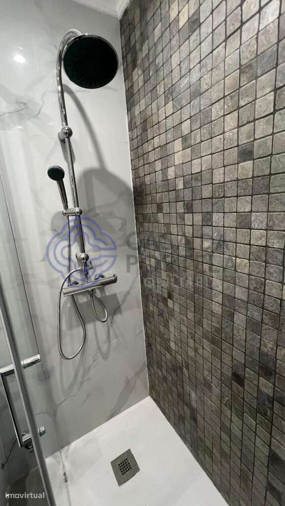 MORADIA T2 COMPLETAMENTE RESTAURADA EM PEDROUÇOS - Grande imagem: 5/22