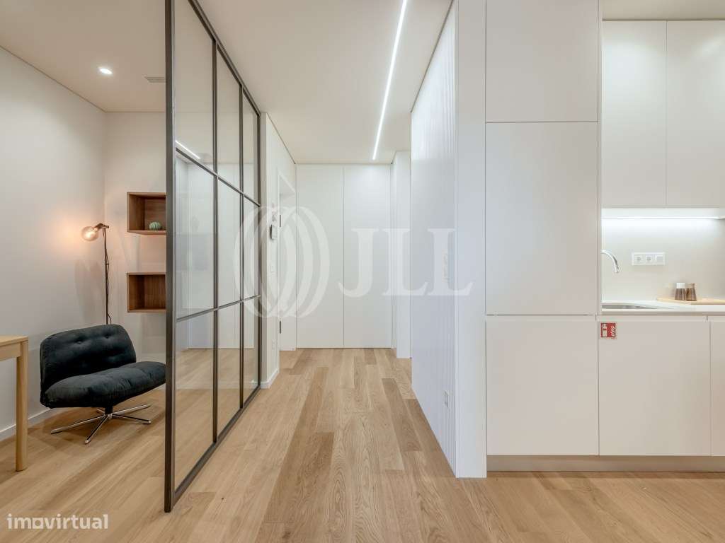 Apartamento T1+1, com varanda e estacionamento, em Matosinhos-8