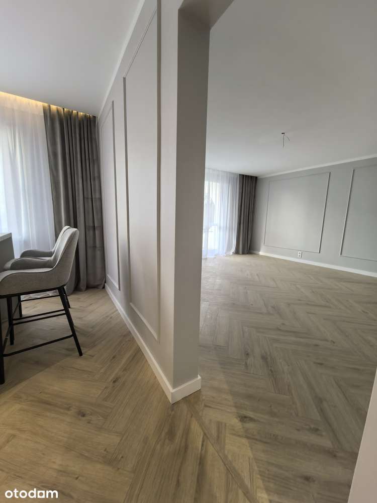 NOWA OFERTA! Nowoczesne mieszkanie na Parkitce po remoncie! I piętro-10