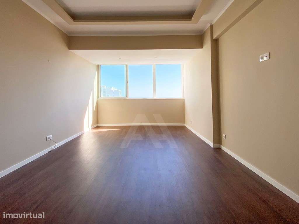 Apartamento T4 em Cascais com vista Mar e Serra-25