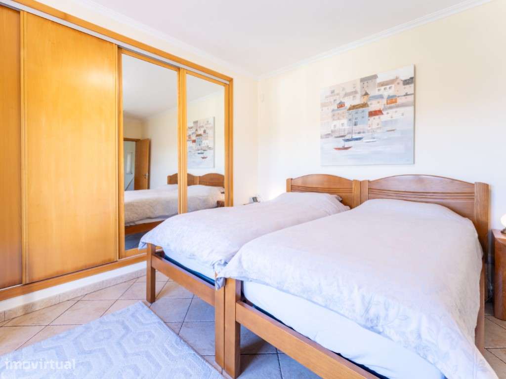 Moradia com Piscina, Jardim e Garagem no Nadadouro, Caldas da Rainha-15