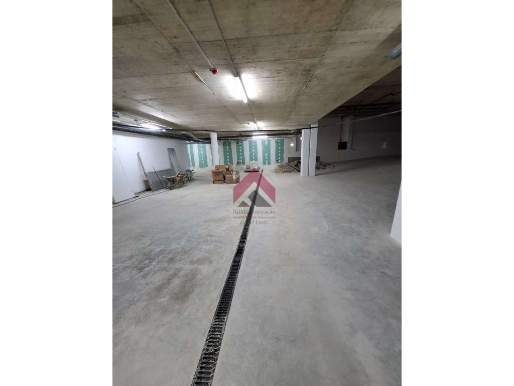 Apartamento T2 + Duplex Amplo + Terraço na Cobertura em Esgueira, A...-42
