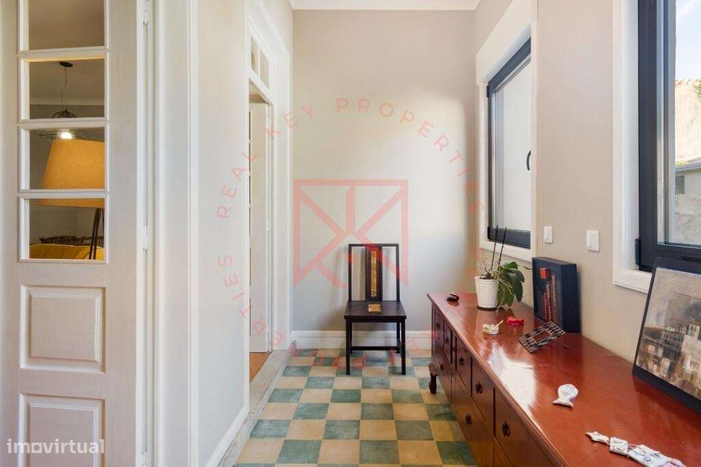 Moradia T4 situada na Boavista-8