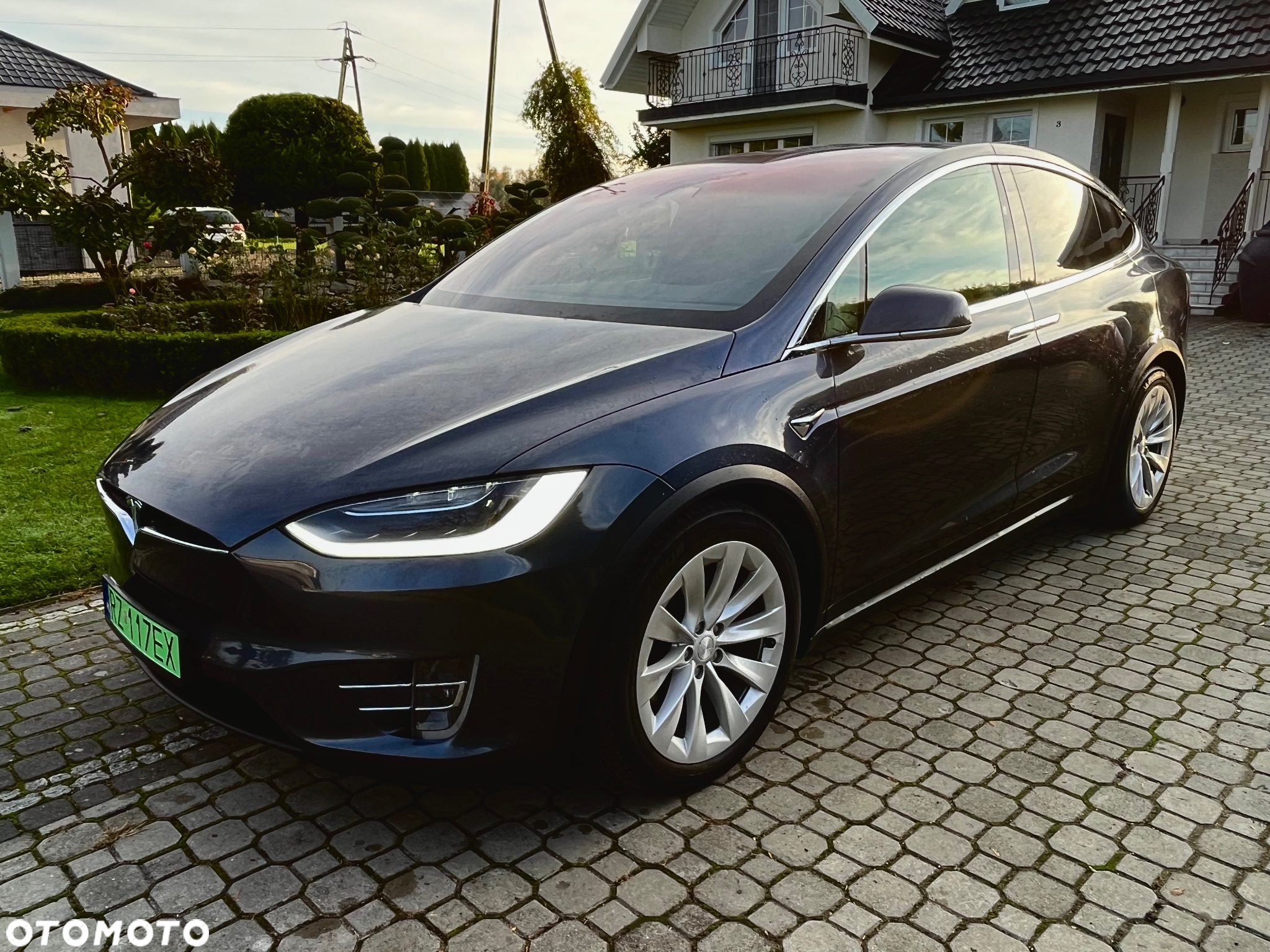 Tesla Model X Long Range Plus - 16