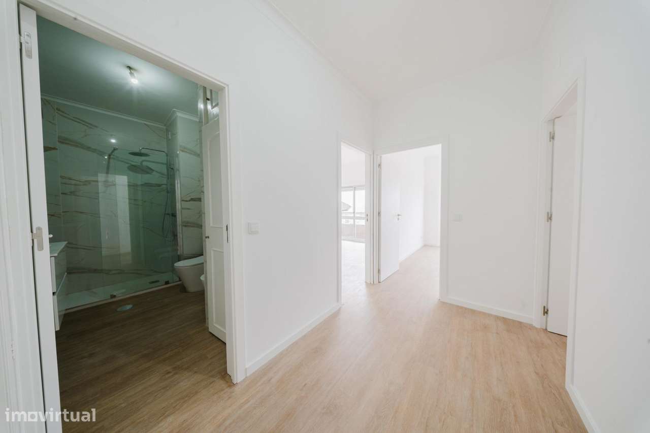 Apartamento T3 Renovado com Garagem | Fânzeres - Grande imagem: 5/24