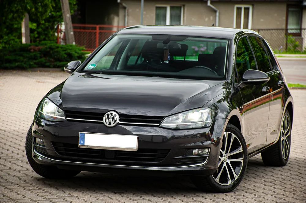 Volkswagen Golf VII 1.4 TSI BlueMotion Technology DSG Lounge 2016