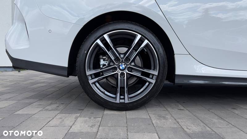 BMW Seria 2 218d M Sport - 5