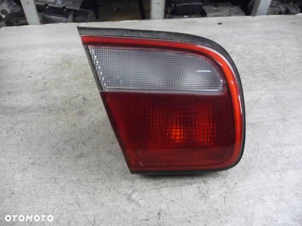 MAZDA XEDOS 9 LAMPA LEWY TYŁ TYLNA LEWA W KLAPĘ - 3