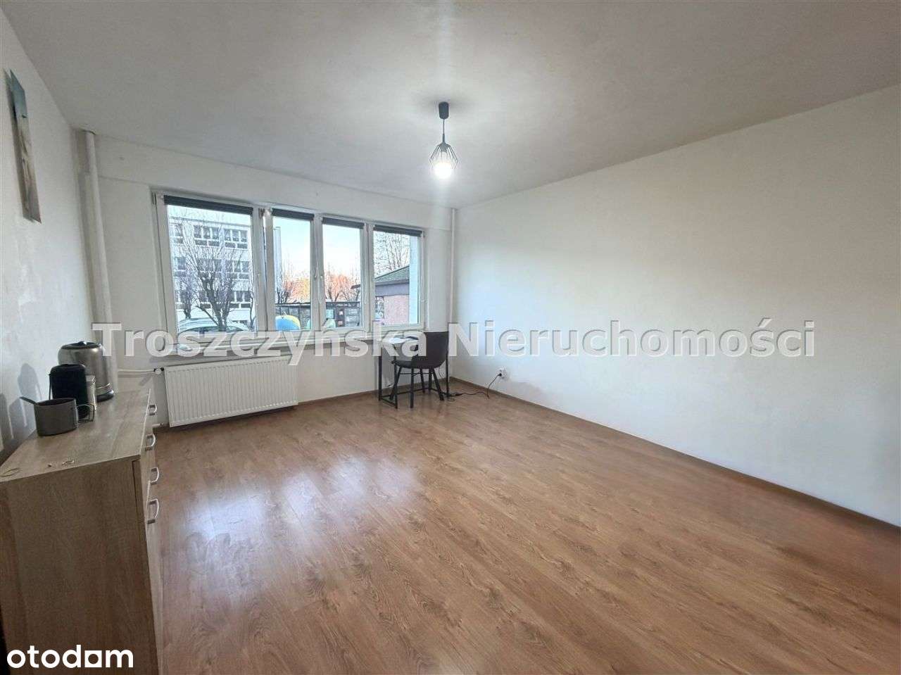 Kawalerka Tysiąclecie - wysoki parter!-1