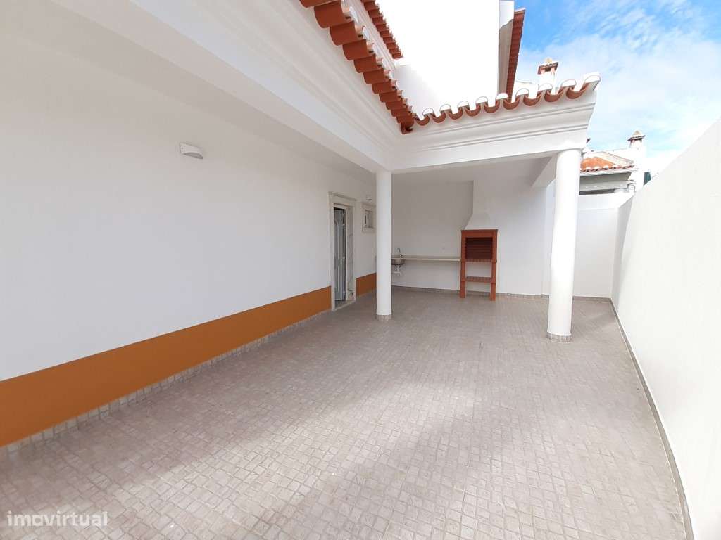 Moradia V3+1 c/vista mar na Ericeira-33