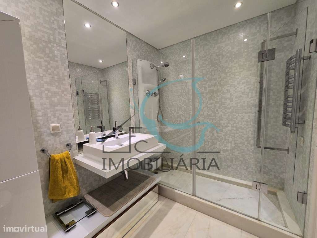 EXCLUSIVO - EXCELENTE APARTAMENTO DUPLEX DE 5 ASSOALHADAS, COM GARA...-32
