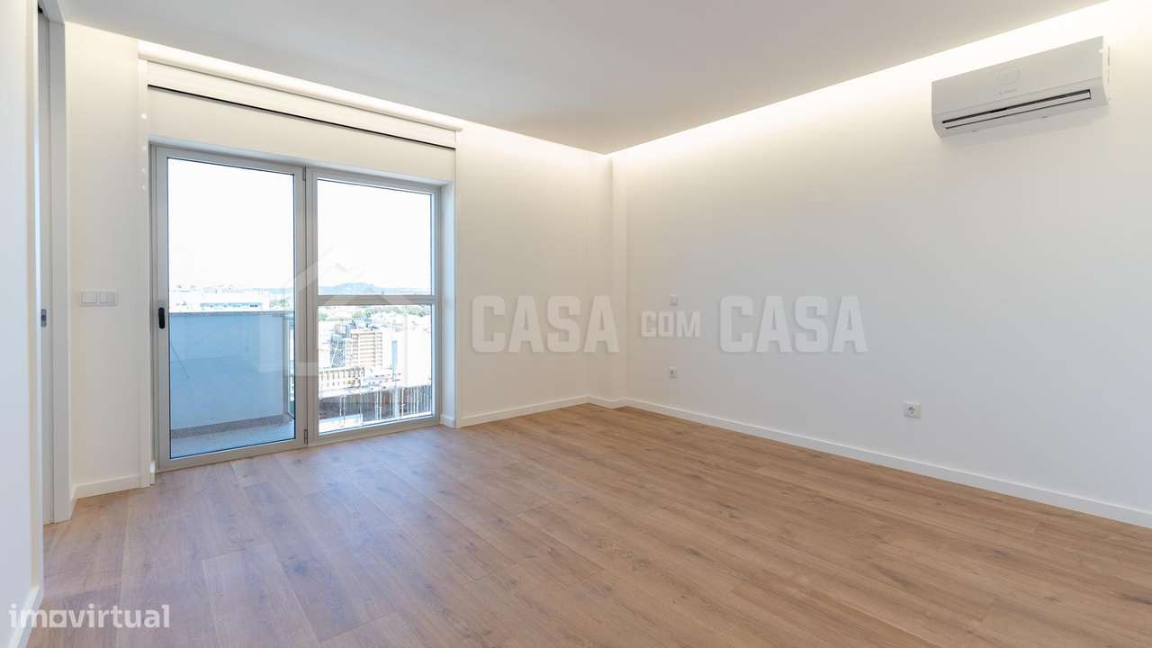 Apartamento T2+2 junto Palácio Gelo - Grande imagem: 5/13