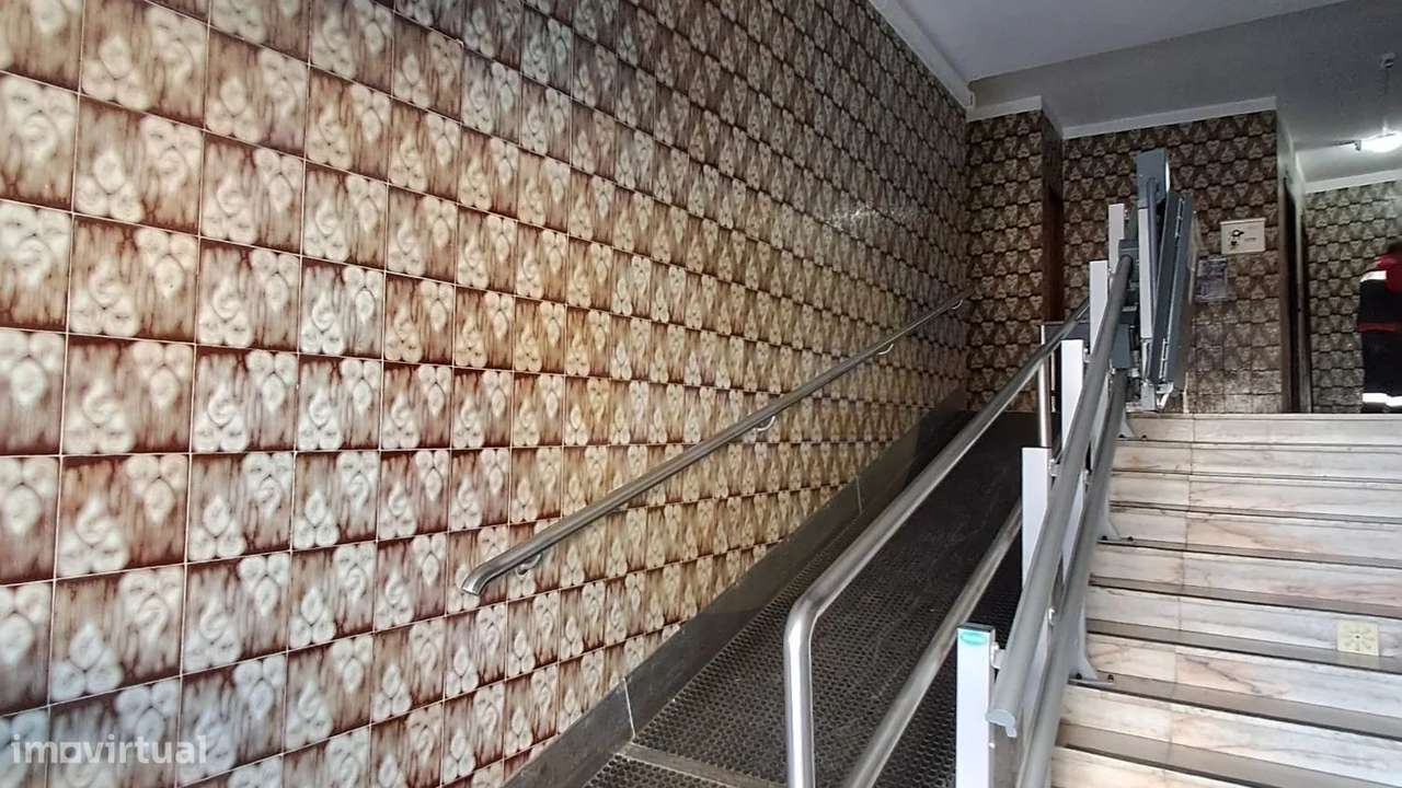 Apartamento T2 - Centro de Faro-3