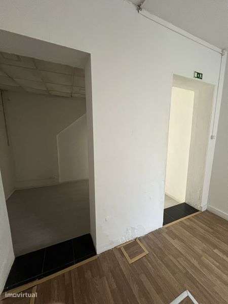 Loja Comercial Anterro de Quental Lapa - Grande imagem: 5/6