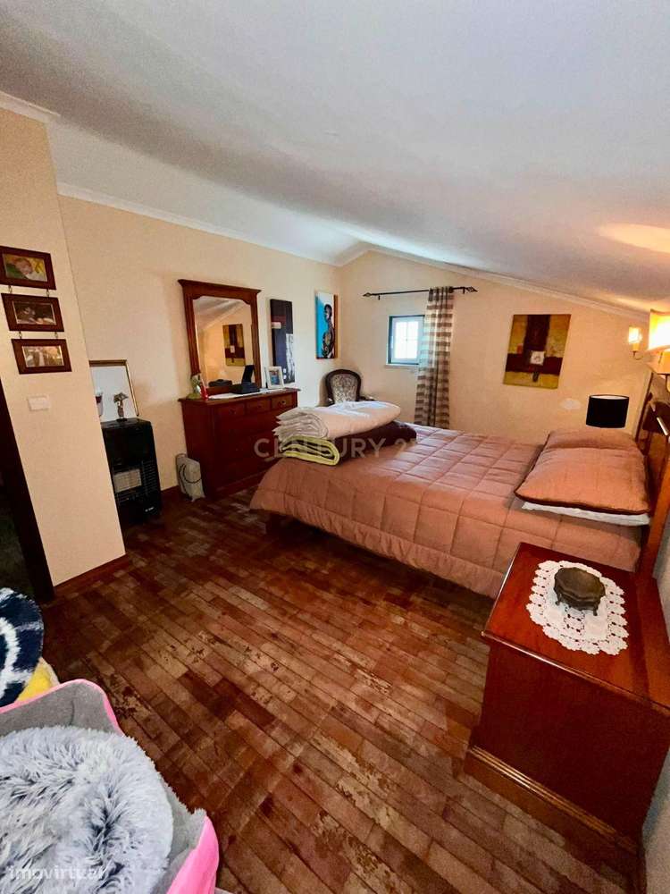 Moradia T2+2 Térrea com Piscina, Anexo de 50 m² e Lote de 1.690 m²-12