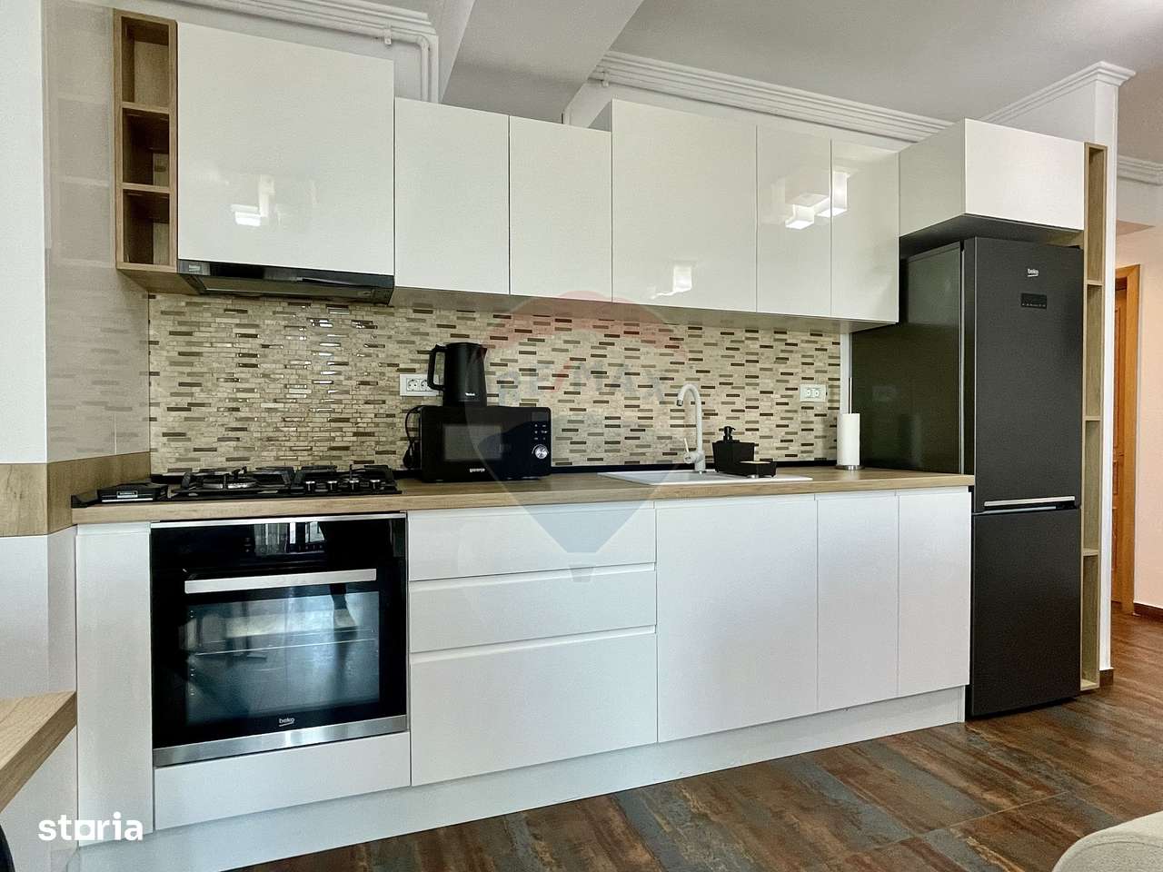 Apartament cu 2 camere de închiriat Mamaia Central termen lung - Imagine principală: 5/8