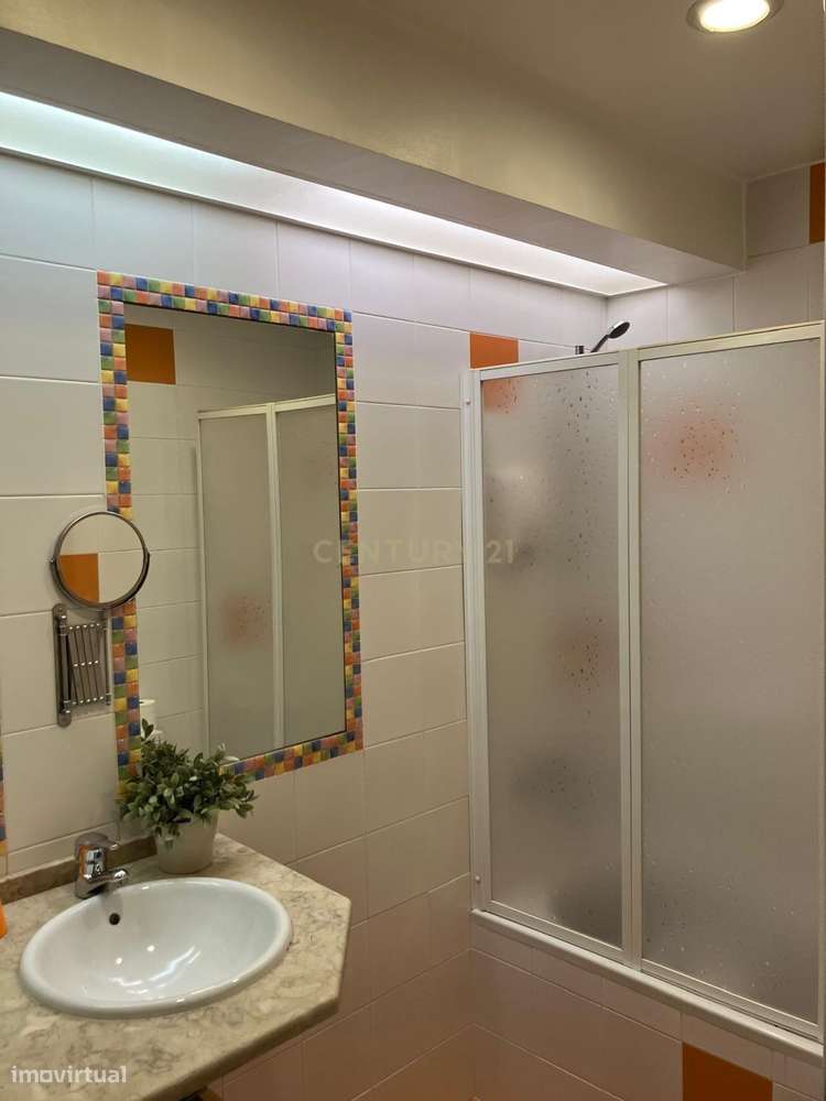 Apartamento T3 num lugar tranquilo e agradável em Linda-a-Velha, Oeira-32