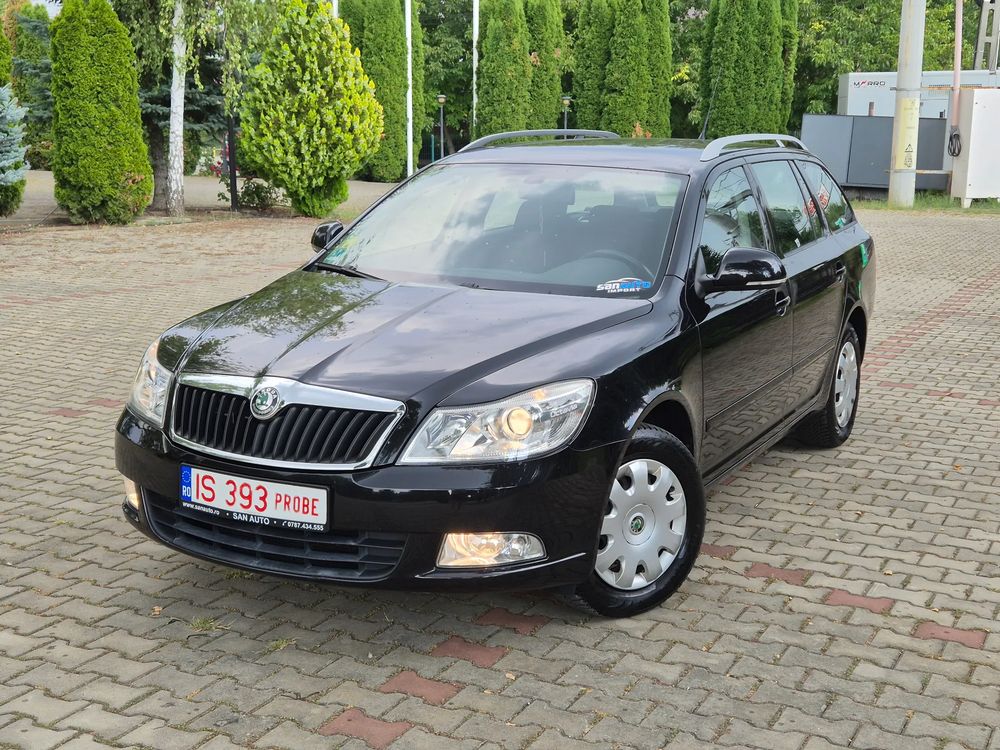 Skoda Octavia II [2004 - 2013] 1.6 TDI DPF Elegance 2009
