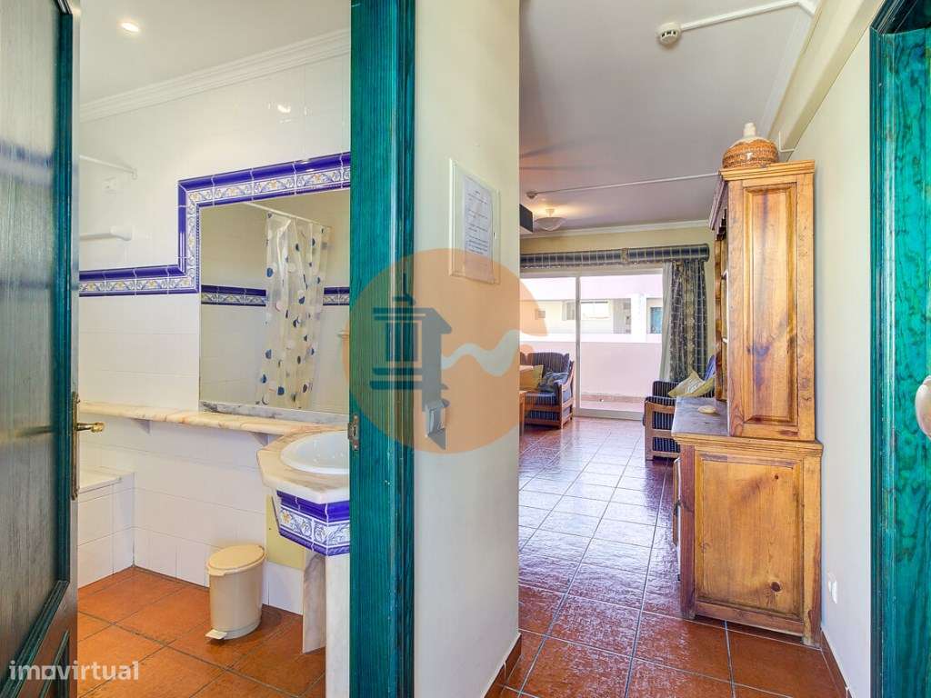 Apartamento T2 com Varanda e Piscina no Parque dos Reis - A 500 m d... - Grande imagem: 4/32