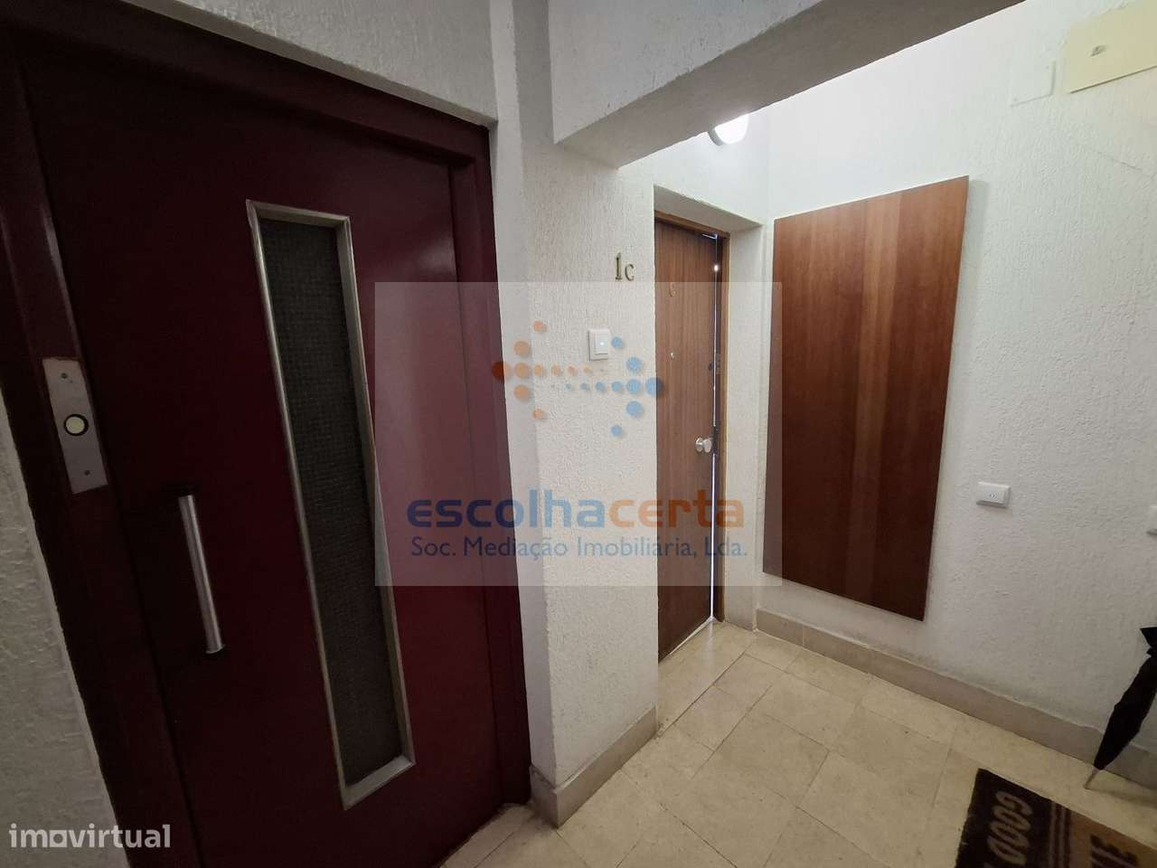 Apartamento T1 com Varanda - Setúbal-17