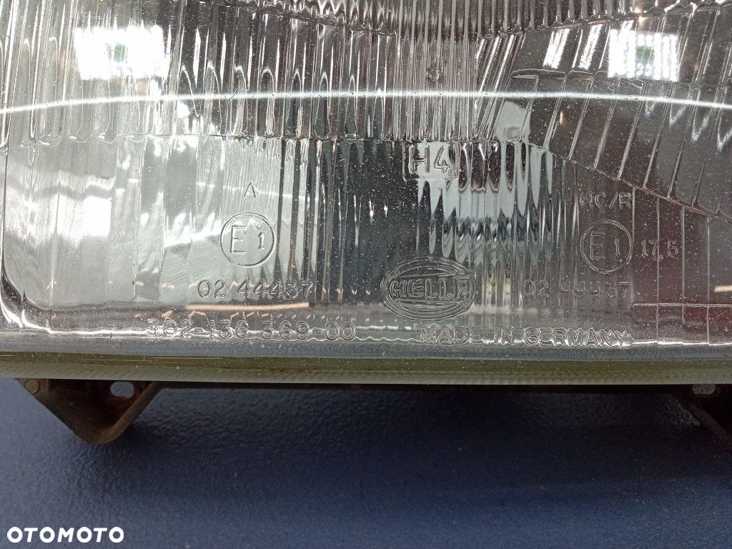 VW T4 REFLEKTOR LEWY LAMPA EU 302-136 369-00 - 2