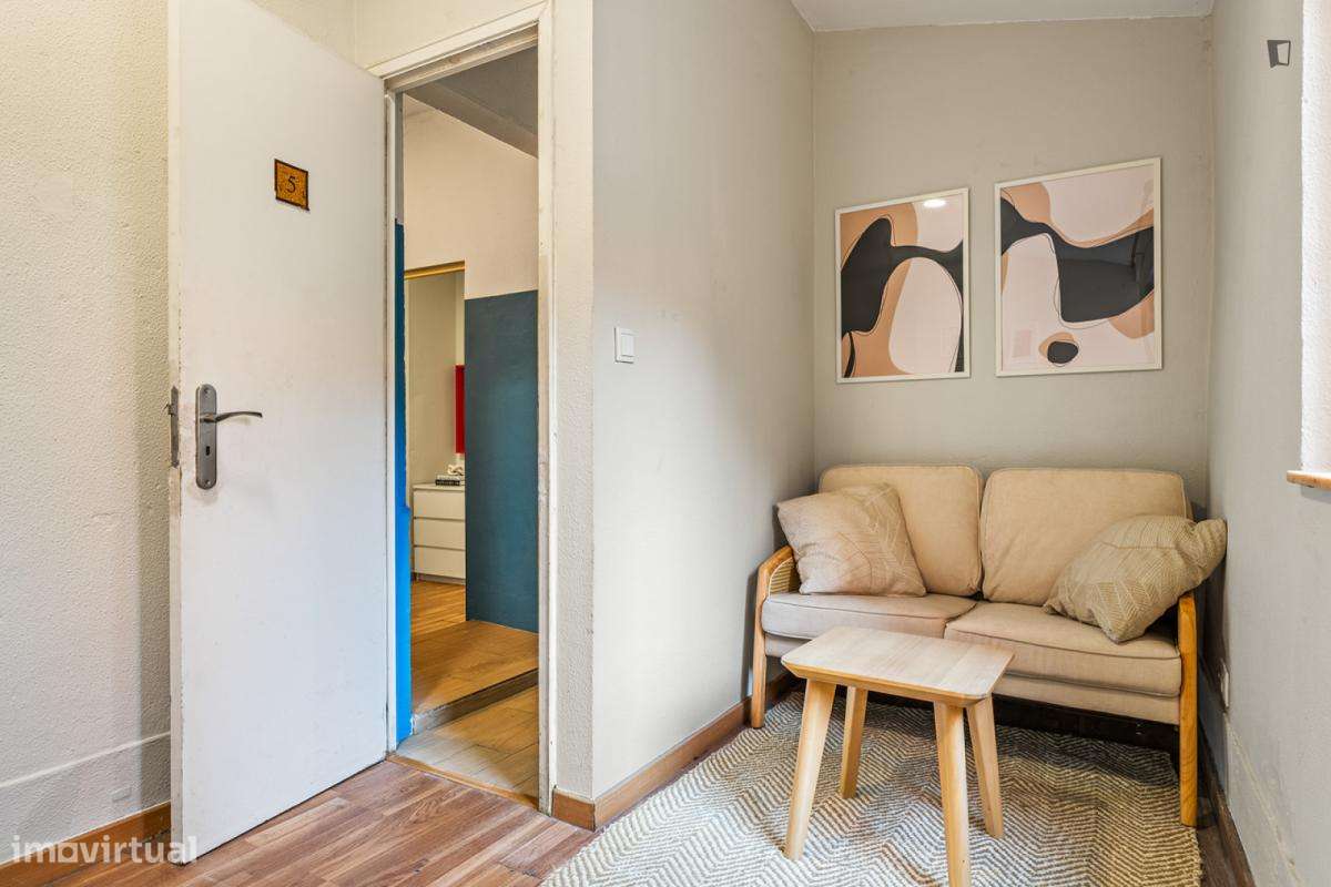 Quarto - localizado em Alameda Lisbon - Grande imagem: 2/7