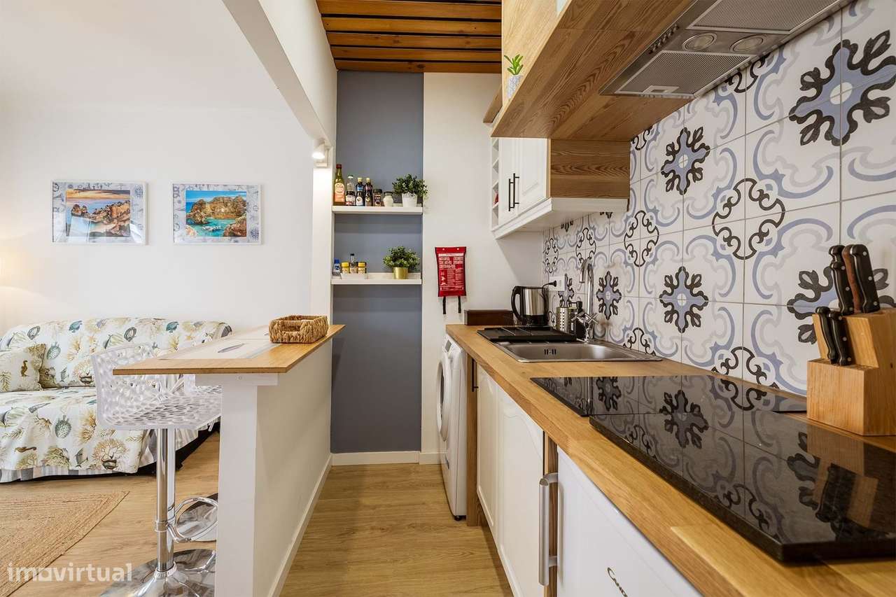 MORADIA T1 NO CENTRO HISTÓRICO DE LAGOS - Grande imagem: 2/17