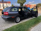 Volvo V40 1.8 Elegance - 17