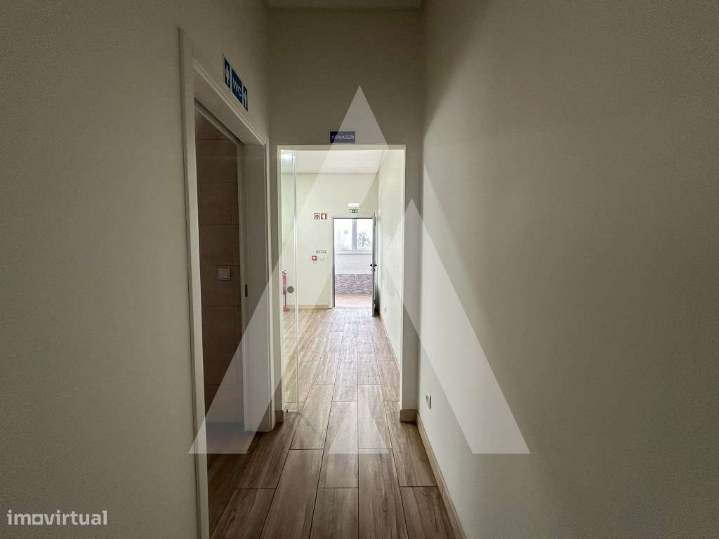 Loja para arrendamento em Eixo - Grande imagem: 5/9