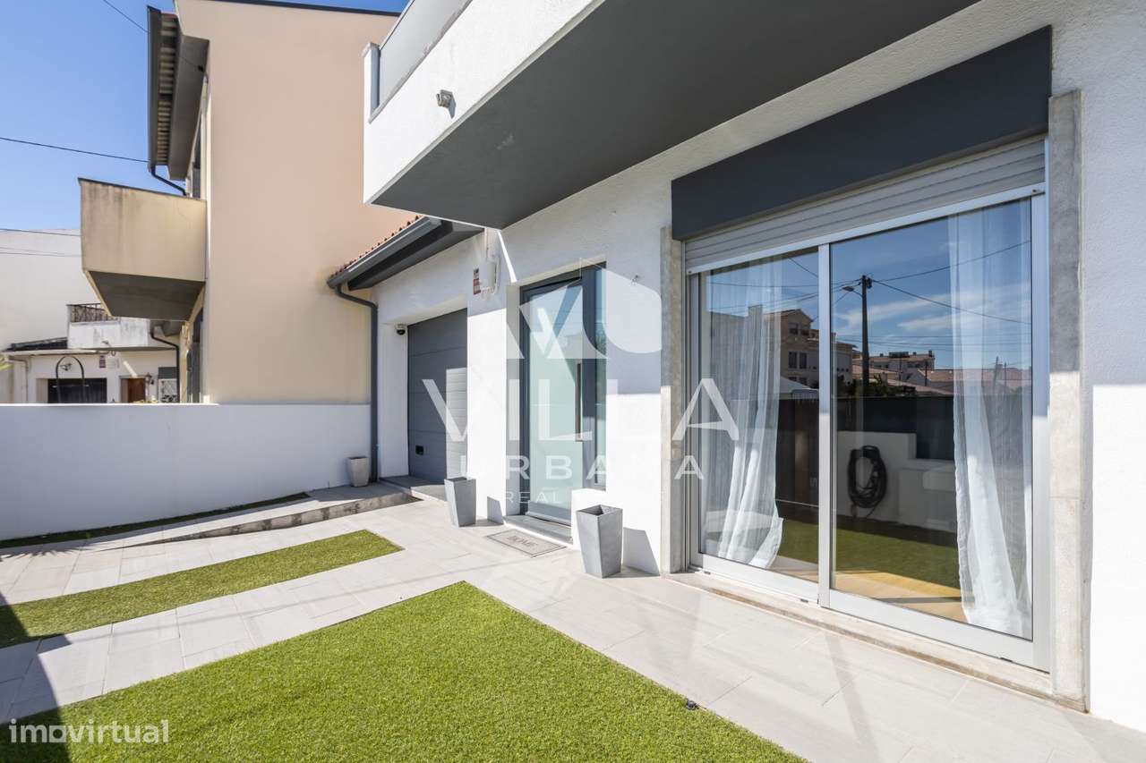 Moradia T3 com Excelentes Áreas, Garagem e Espaço Exterior em Alcabi-3